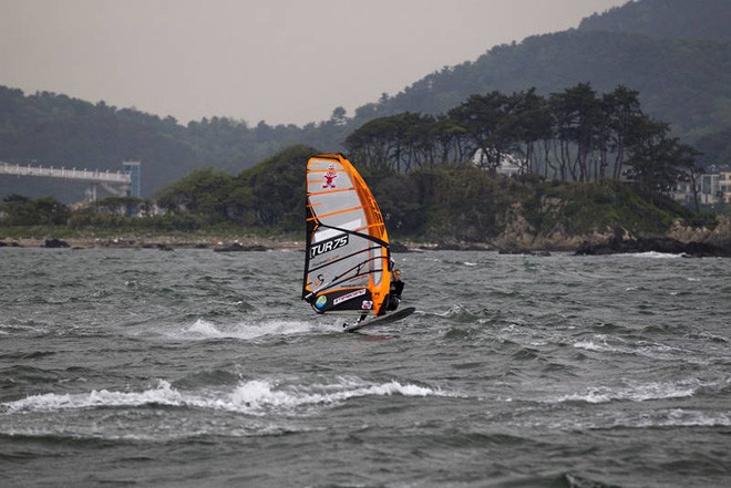 Cagla Kubat - PWA Ulsan Korea World Cup 2012 ©  John Carter / PWA http://www.pwaworldtour.com